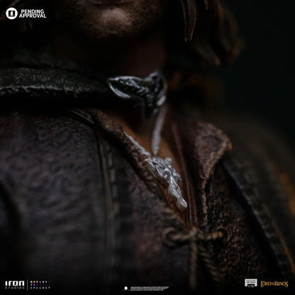 Aragorn Unleashed Statue by Iron Studios